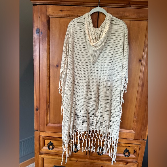 Free People Summer House Crochet Poncho - Picture 6 of 7